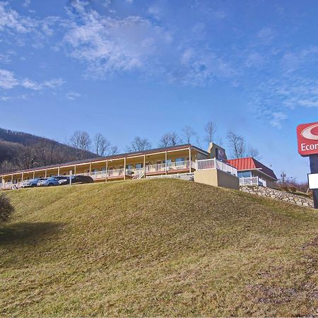 Econo Lodge Near Bluefield College Bagian luar foto